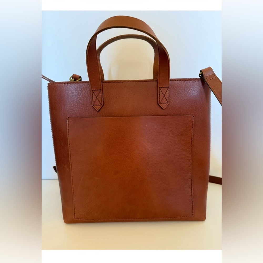 Madewell The Small Transport Crossbody Bag in English Saddle Leather - Picture 3 of 6
